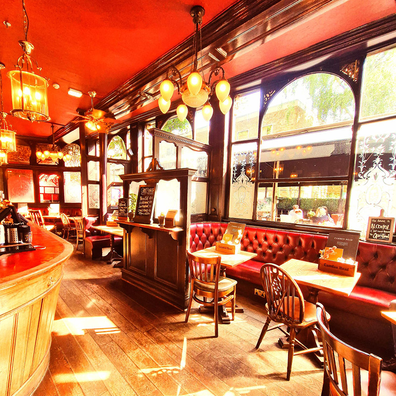 The Camden Head - Traditional London Pub with an Extensive Menu and Large Beer Garden - Camden Passage