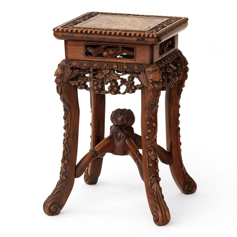 Chris Tapsell Oriental Antiques - Antique Oriental Ceramics, Works of Art & Furniture - Camden Passage