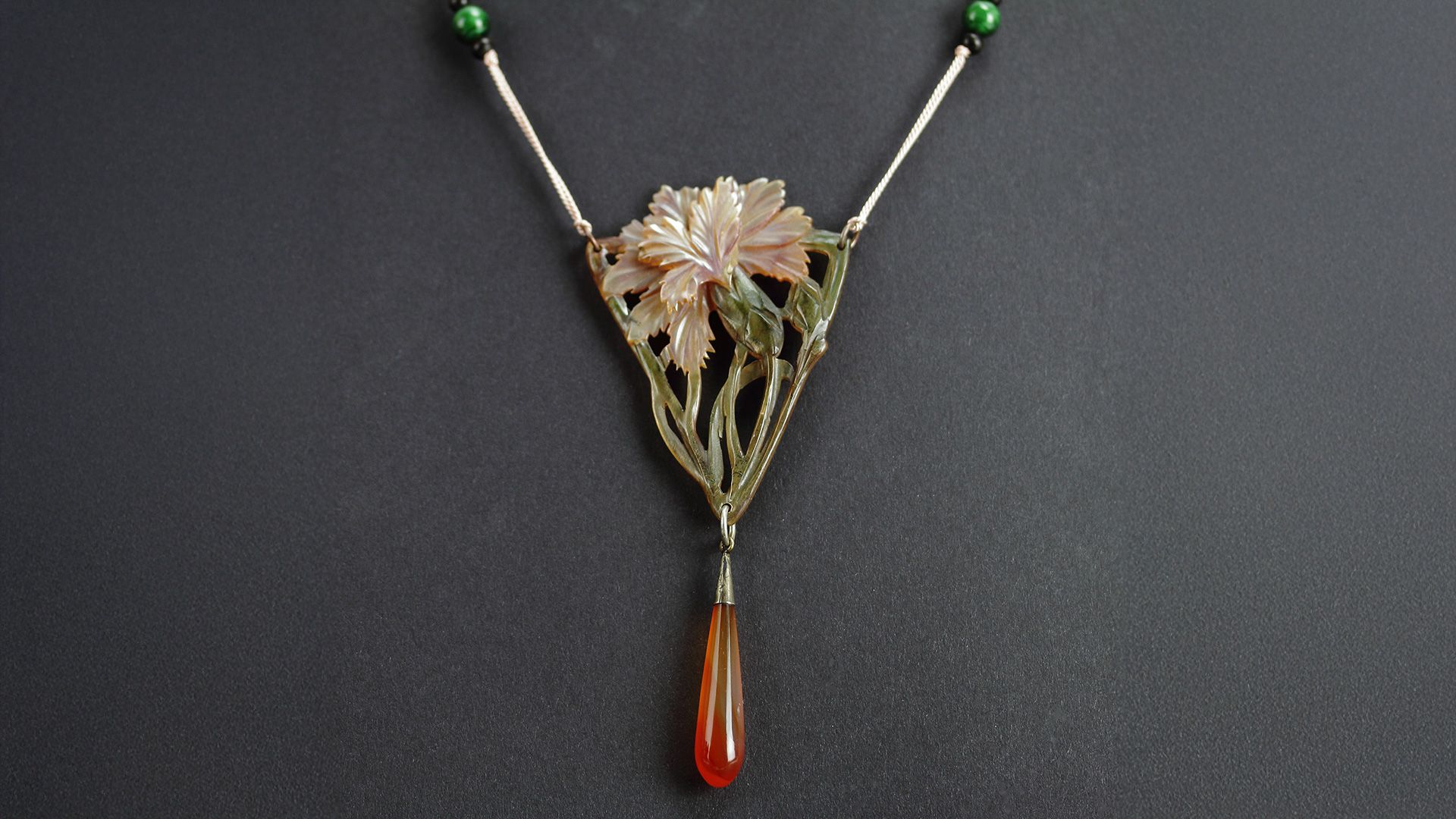 Style Gallery - Art Nouveau, Art Deco, Arts & Crafts, 20th c. Art, Silver & Pewter - Camden Passage