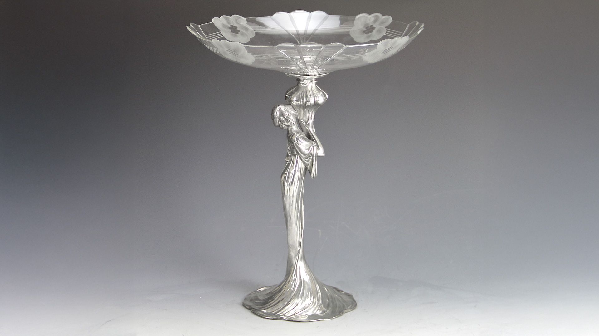 Style Gallery - Art Nouveau, Art Deco, Arts & Crafts, 20th c. Art, Silver & Pewter - Camden Passage