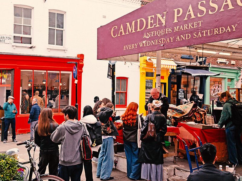 Charlton Place Outdoor Market, Camden Passage, Islington