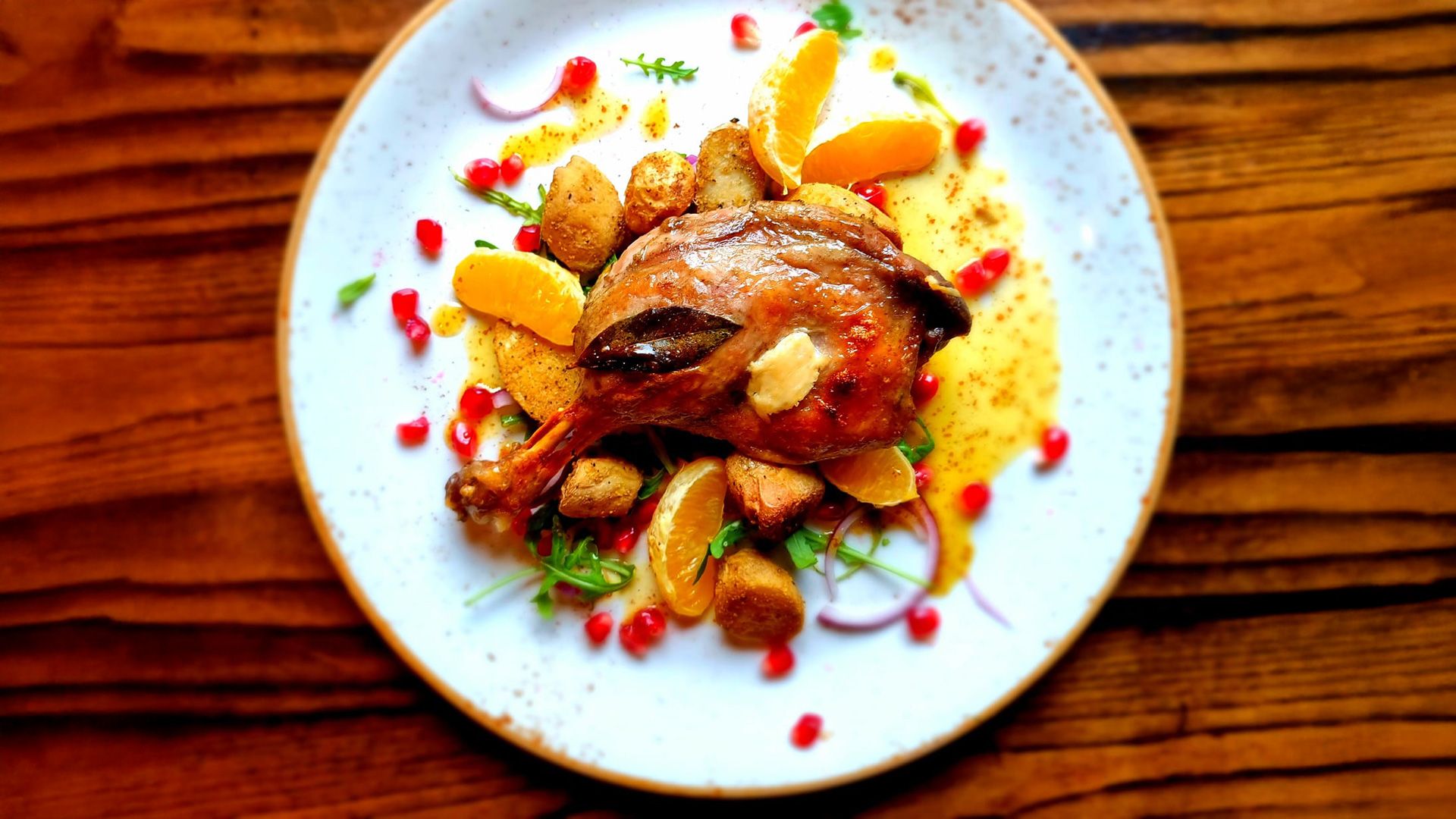 The Camden Head - Traditional London Pub with an Extensive Menu and Large Beer Garden - Camden Passage